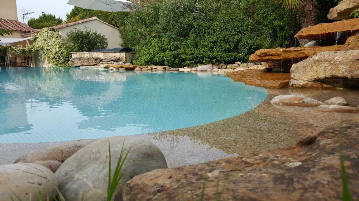 Апартаменты Au Pays De Cezanne Picasso & Matisse Экс-ан-Прованс Экстерьер фото